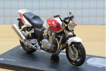 Afbeelding van Honda CB1300 1:18 los breuk