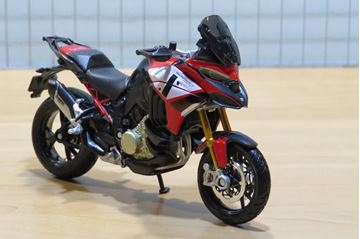 Afbeelding van Ducati Multistrada V4 2022 red 1:18 Bburago
