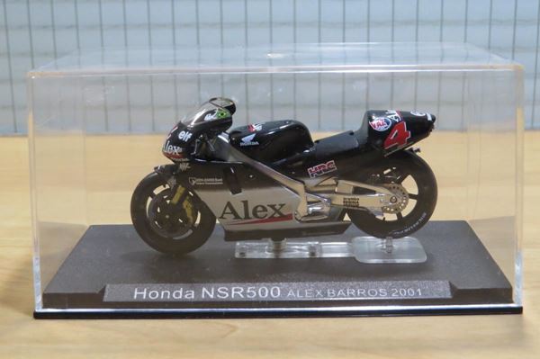 Picture of Alex Barros Honda NSR500 2001 1:24