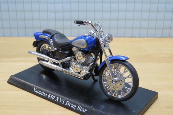 Picture of Yamaha XVS650 Dragstar blue 1:18 majorette blister