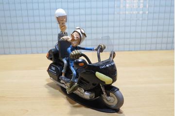 Afbeelding van Joe Bar Paul Posichon Honda 1800 Goldwing TAXI  1:18 JB167