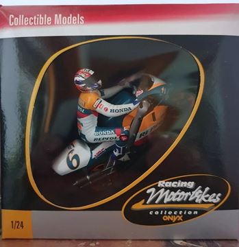 Afbeelding van Alex Criville Honda NSR500 1995 1:24 XM010