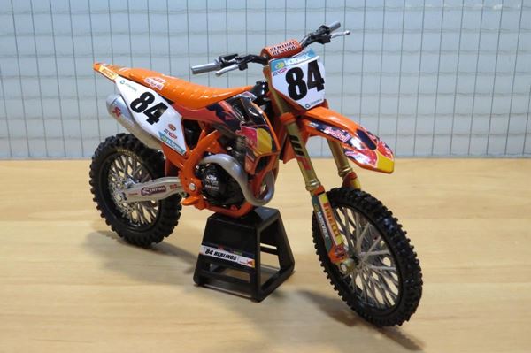 Picture of Jeffrey Herlings #84 KTM 450 SX-F 2021 red bull team 1:12
