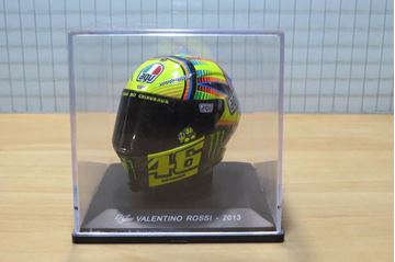 Afbeelding van Valentino Rossi  AGV  helmet 2013 1:5