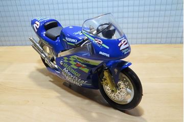 Afbeelding van Kenny Roberts jr. Suzuki RGV500 2000 1:10 los