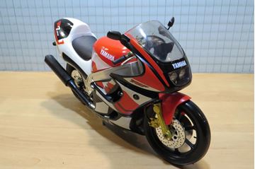 Afbeelding van Yamaha YZF-R7 1:10