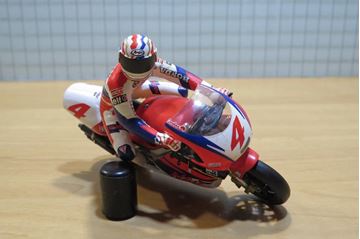 Afbeelding van Mick Doohan Honda NSR500 1994 1:24 XM007