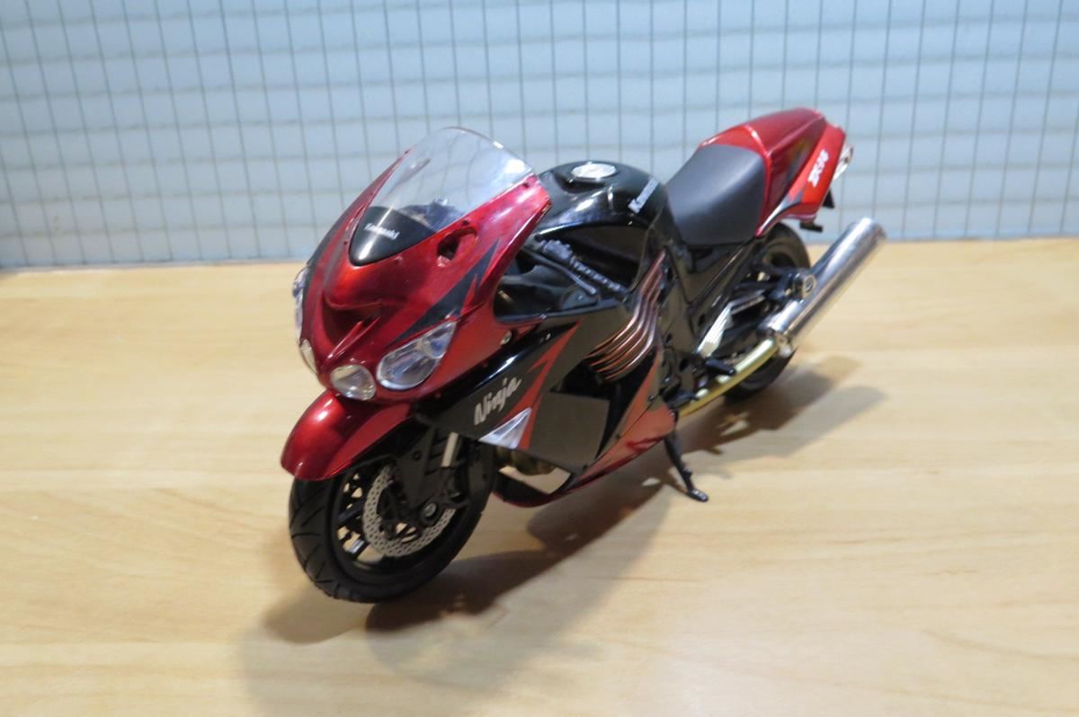 Fanale Posteriore LED Integrato Per Kawasaki Ninja ZX-14 / ZX1400 / ZZR1400 (2006-2011) - Fumo, Con Indicatori Ambra