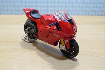 Afbeelding van Carlos Checa Ducati desmosedici 2005 1:18 31553
