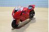 Picture of Carlos Checa Ducati desmosedici 2005 1:18 31553
