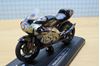 Picture of Marco Melandri Aprilia RSV250 2002 1:18 los