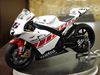 Picture of Valentino Rossi Yamaha YZR-M1 2005 Valencia 1:12