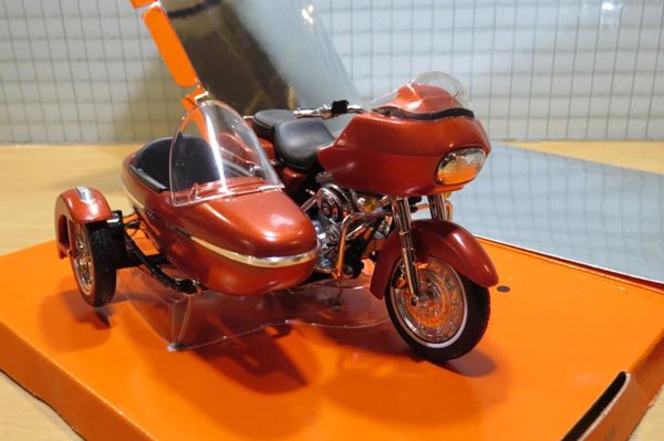Picture of Harley Davidson sidecar  / zijspan FLTR Road Glide 1:18