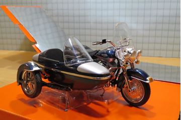 Afbeelding van Harley Davidson sidecar zijspan FLHRCI 2001 1:18