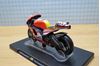Picture of Valentino Rossi Ducati Desmosedici 2011 1:18