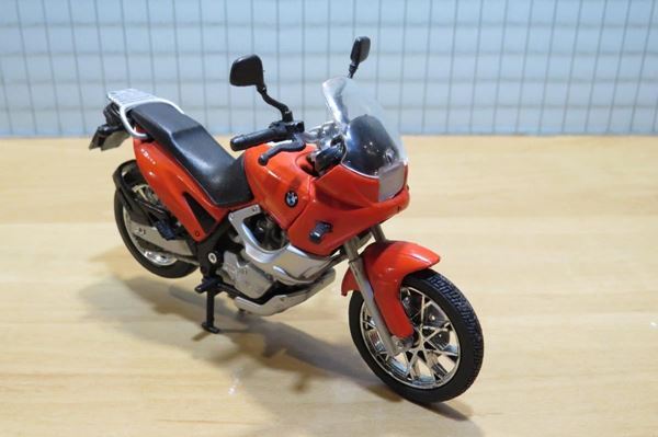 Picture of BMW F650ST 1:18 Motormax los