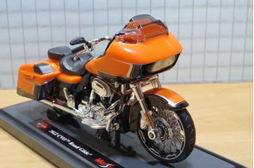 Afbeelding van Harley Davidson CVO Road Glide 1:18 (n139) new