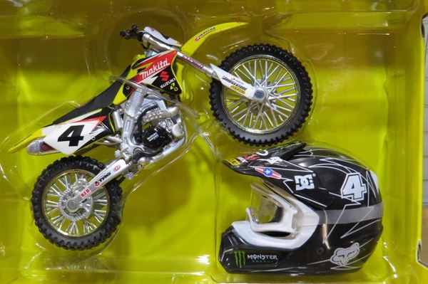 Picture of Ricky Carmichael Suzuki RM-Z450 2006 1:18