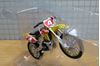 Picture of Ricky Carmichael Suzuki RM-Z450 2006 1:18 red plate