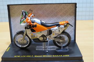 Afbeelding van Fabrizio Meoni KTM 950 LC8 Dakar 2002 1:24 IXO