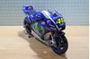 Picture of Valentino Rossi Movistar Yamaha YZR-M1 2015 1:10 31407 los