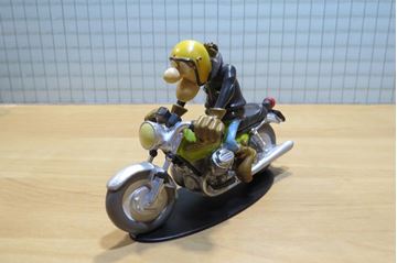 Afbeelding van Joe Bar Pierrot Guzzi 750 V7 Sport 1:18 breuk