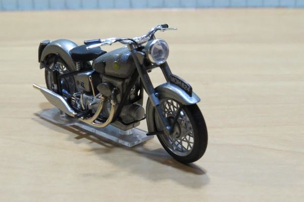 Picture of Sunbeam S8 1:24 los