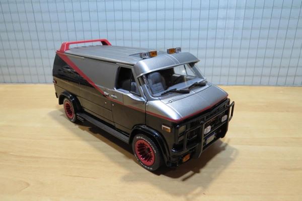 Picture of GMC Vandura The A-Team Bus 1:24 Greenlight
