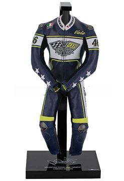 Afbeelding van Valentino Rossi Dainese overall ranch Tavullia 1:4