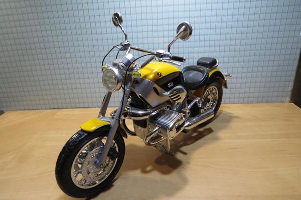 Picture of BMW R1200C Cruiser 1.6 New Ray los