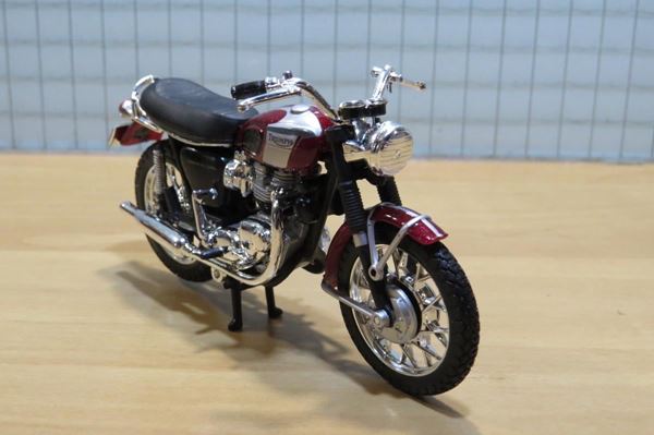 Picture of Triumph T120 Bonneville 1:18 blister