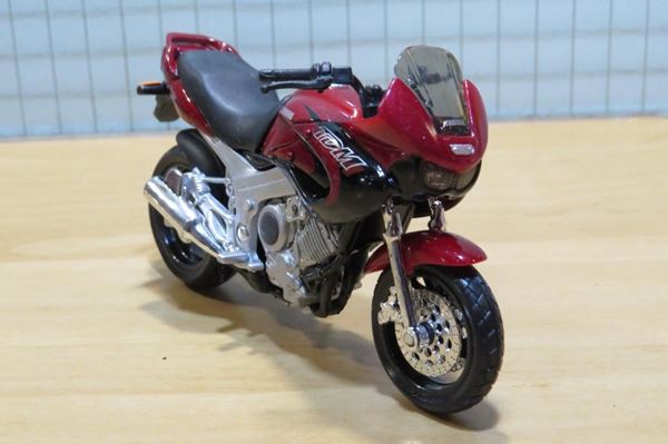Picture of Yamaha TDM850 1:18 blister