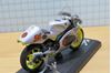 Picture of Shinya Nakano Yamaha YZR250 2000 1:18
