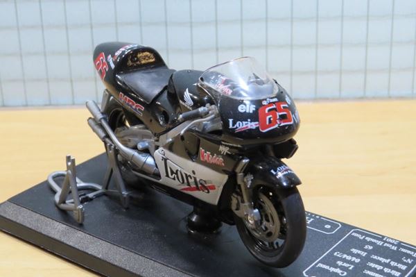 Picture of Loris Capirossi Honda NSR500 2001 1:18 Majorette los