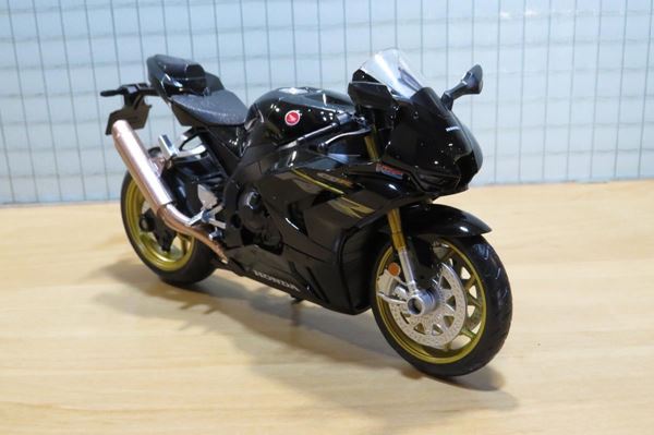 Picture of Honda CBR1000RR-R  SP Fireblade 1:12 black