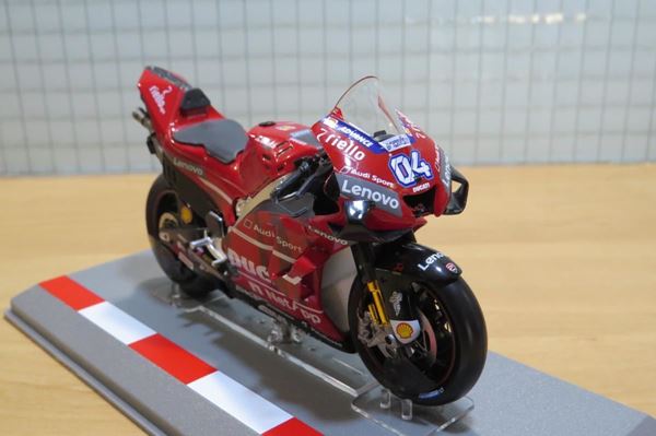 Picture of Andrea Dovizioso Ducati Desmosedici 2020 1:18 diecast