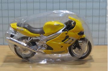 Afbeelding van Triumph TT600 gl. 1:18 blister