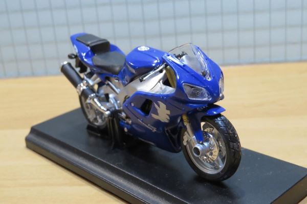 Picture of Yamaha YZF-R1 1:18 1999 Majorette