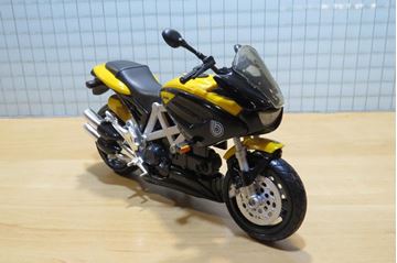 Afbeelding van Bimota Mantra yellow 1:12 new ray