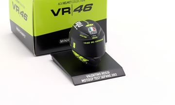 Afbeelding van Valentino Rossi  AGV helm test Sepang 2012 1:10 315120076
