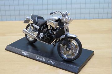 Afbeelding van Yamaha V-Max zilver 1:18 blister