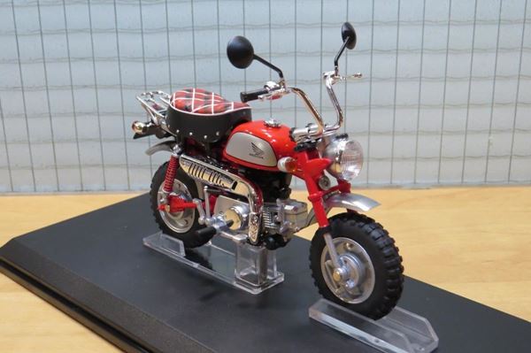 Picture of Honda Monkey Z50 1:12 Aoshima