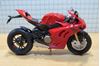 Picture of Ducati Panigale V4s 1:12 New Ray