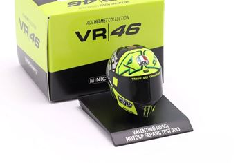 Afbeelding van Valentino Rossi  AGV helm test Sepang 2013 1:10 315130076