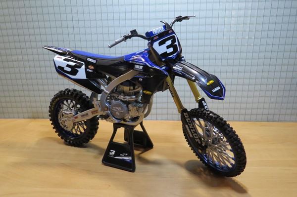 Picture of Eli Tomac #3 Yamaha YZ450F 2022 1:6 49713
