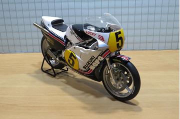 Afbeelding van Marco Lucchinelli Suzuki RGB500 1981 1:12