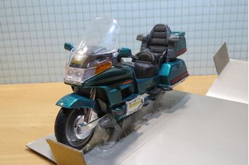 Afbeelding van Honda GL1500  Goldwing groen 1:12