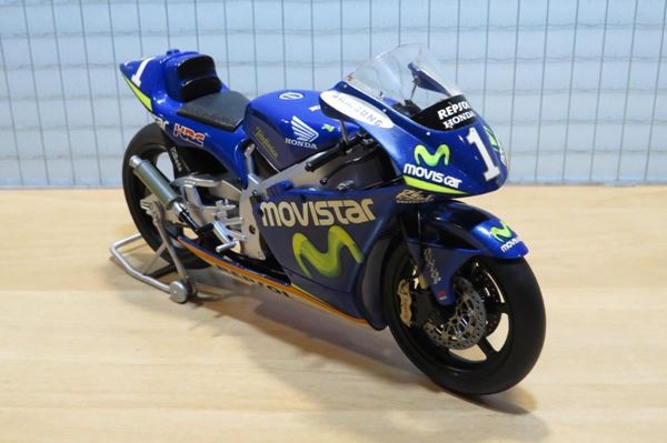 Picture of Dani Pedrosa Honda RS250RW 2005 1:12 verkleurd