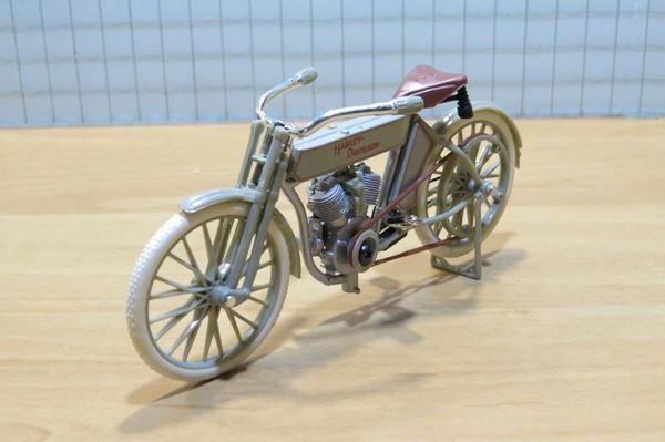 Picture of Harley Davidson 5D V-Twin 1909 1:18 (20) blister