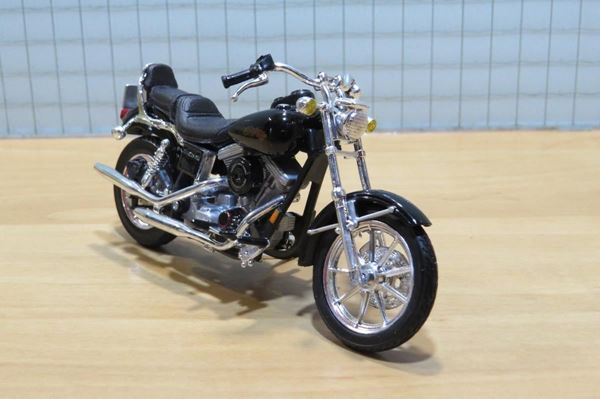 Picture of Harley Davidson FXDL Dyna Low Rider 1:18 (72) blister